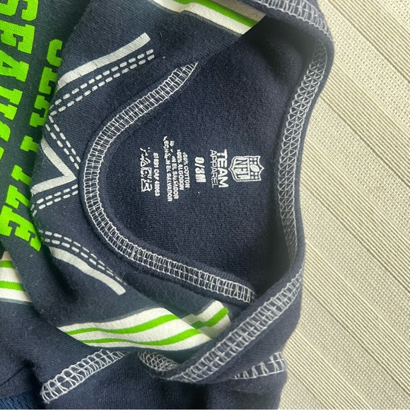 Seattle Seahawks Baby Onesies Two 0-3 & 3-6 - Picture 4 of 7